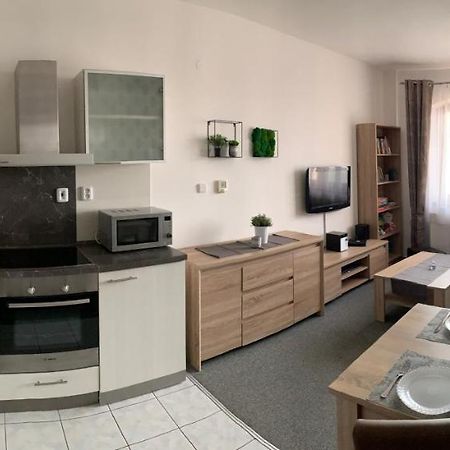 Cosy Apartment In An Excellent Location 벨카 롬니차 외부 사진