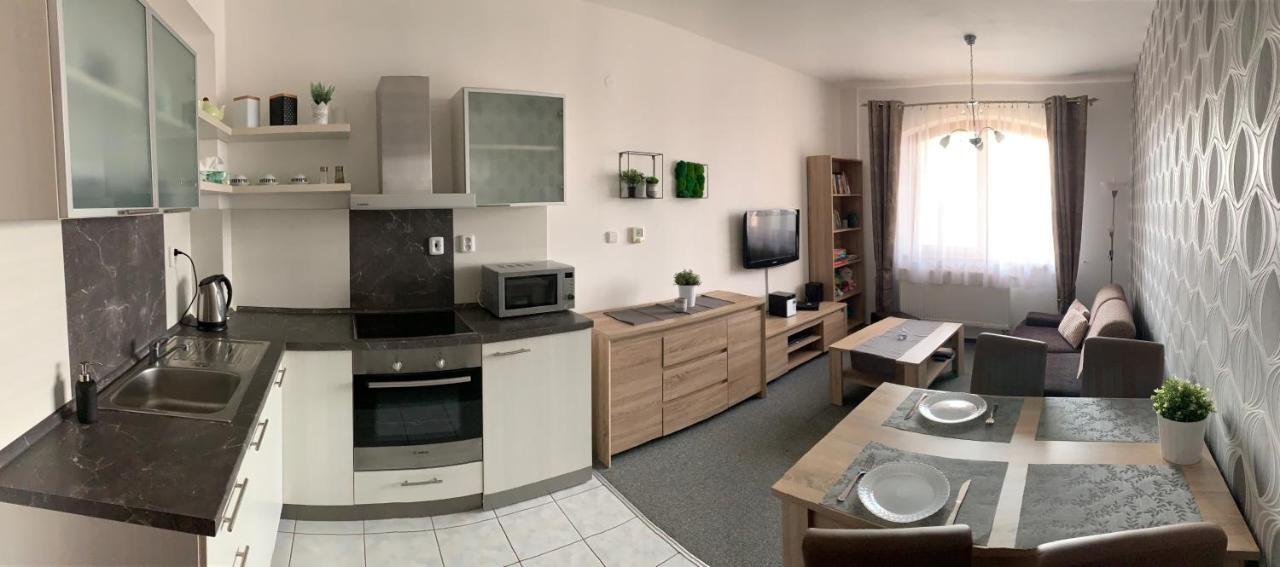 Cosy Apartment In An Excellent Location 벨카 롬니차 외부 사진